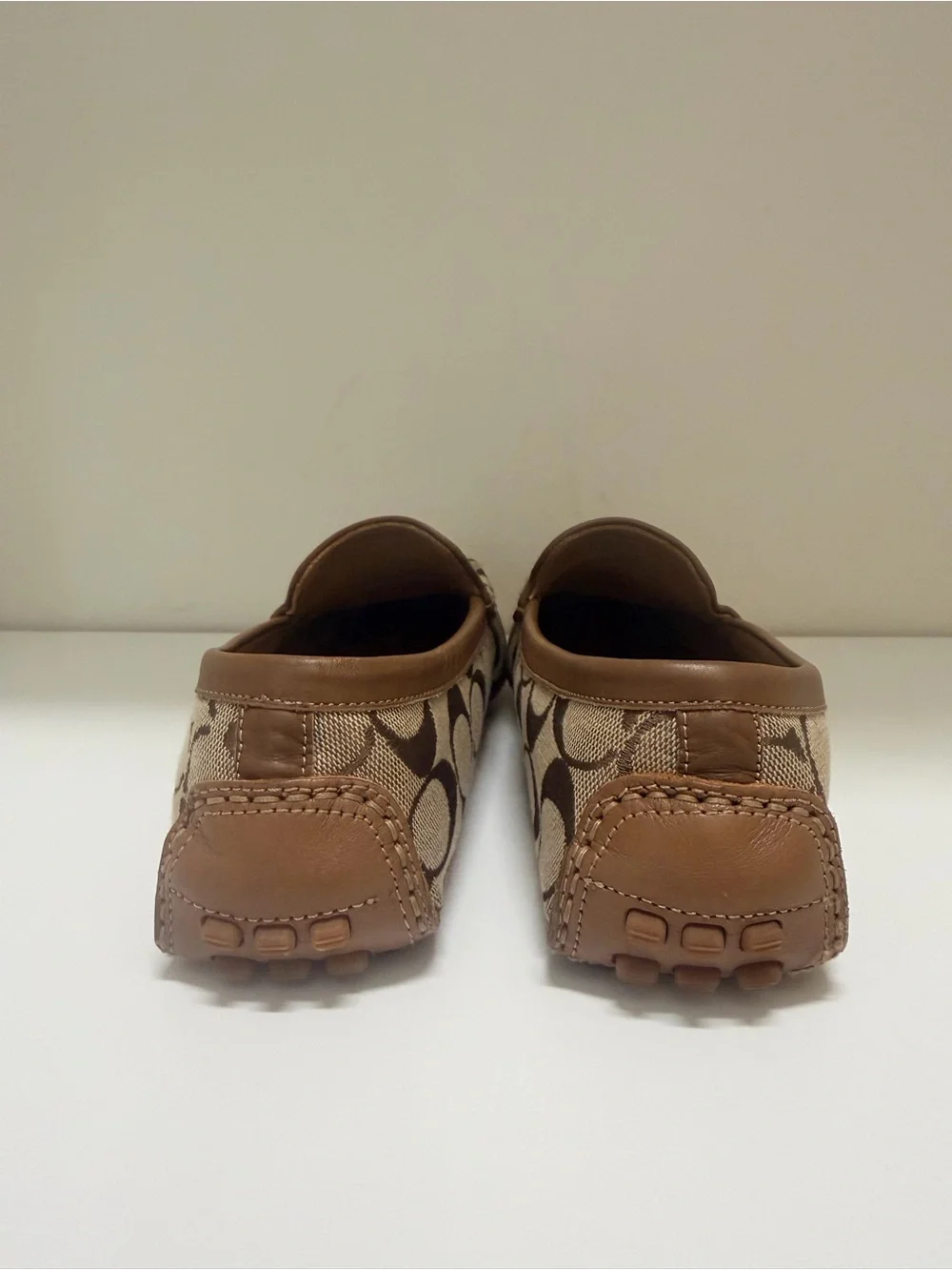 Coach Giselle Signature Driving Loafers Made in Italy Brown Tan Monogram Mocks